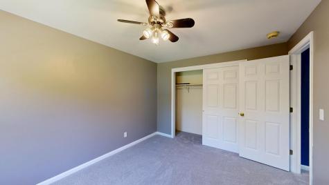 60 Vickery Road Auburn ME 04210