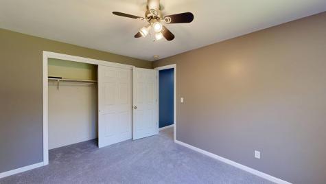 60 Vickery Road Auburn ME 04210
