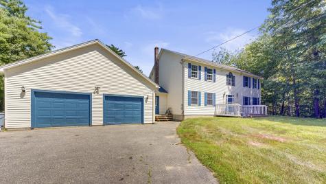 60 Vickery Road Auburn ME 04210