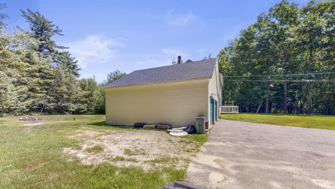 60 Vickery Road Auburn ME 04210