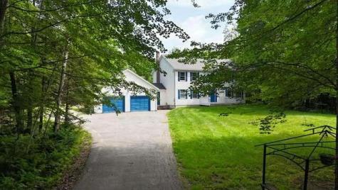 60 Vickery Road Auburn ME 04210