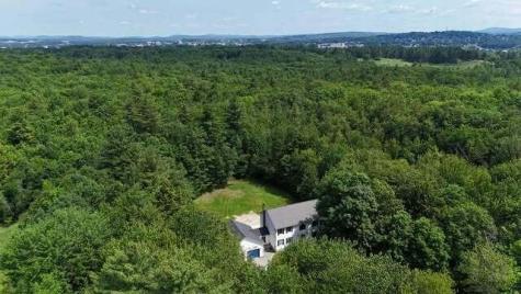 60 Vickery Road Auburn ME 04210