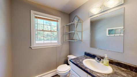 60 Vickery Road Auburn ME 04210