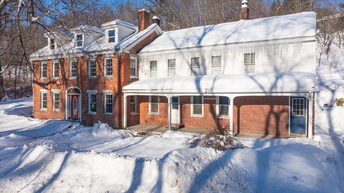 17 Lower Road Minot ME 04258