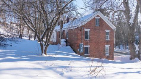 17 Lower Road Minot ME 04258