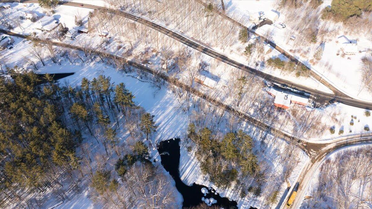 17 Lower Road Minot ME 04258