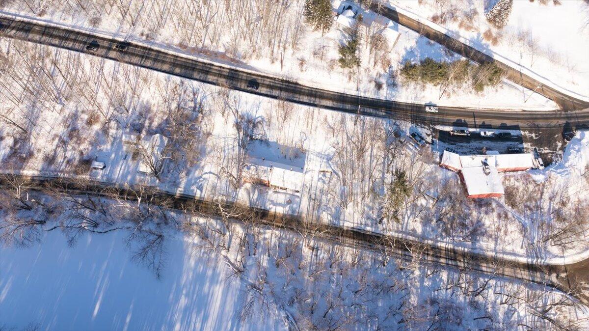 17 Lower Road Minot ME 04258