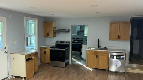 17 Lower Road Minot ME 04258