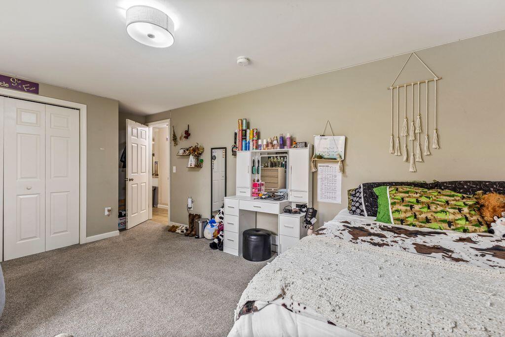 13 Spring Lake Drive Waterboro ME 04061