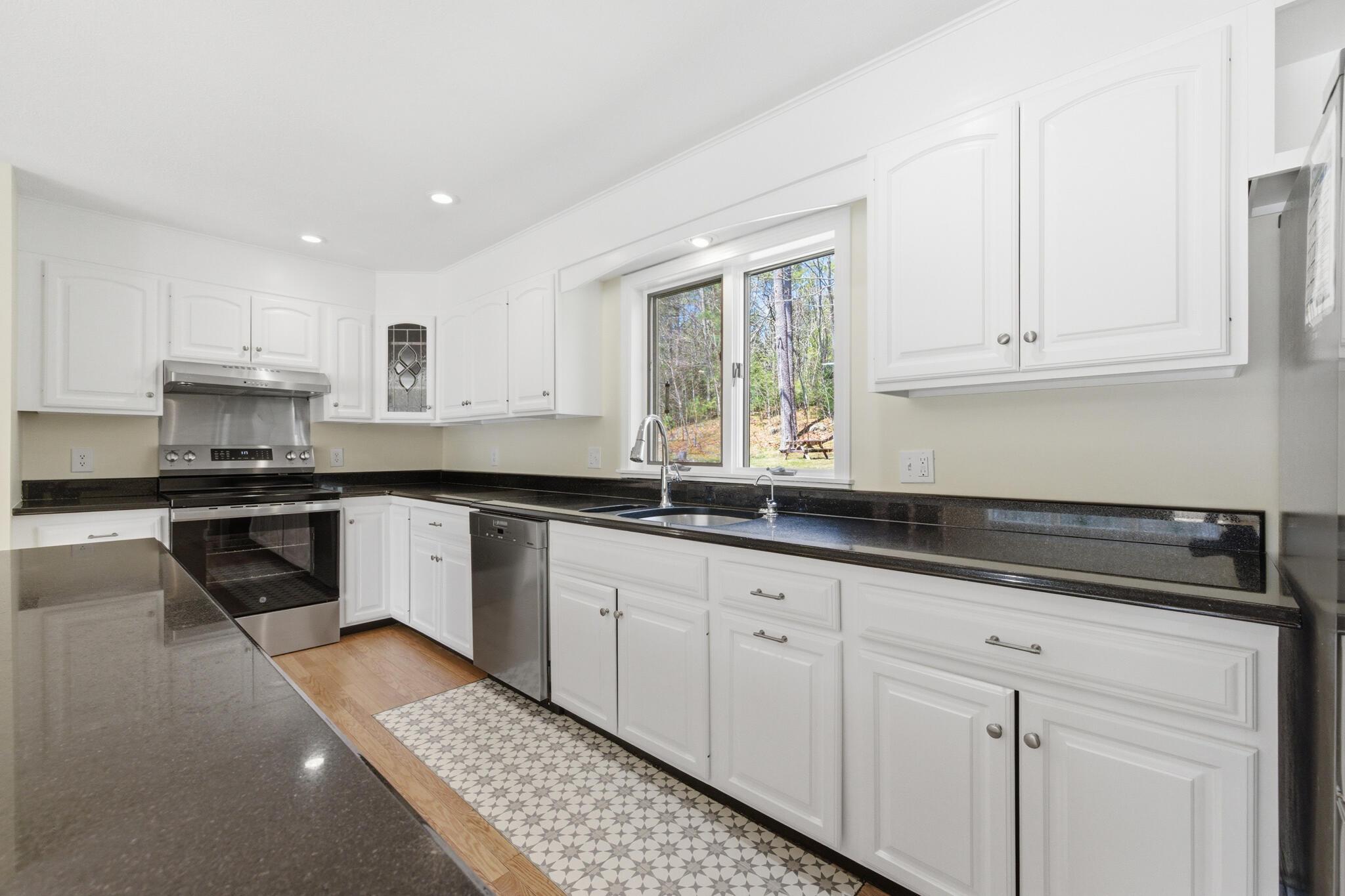 20 Fairfield Hill Road Kennebunkport ME 04046