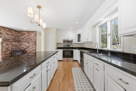 20 Fairfield Hill Road Kennebunkport ME 04046