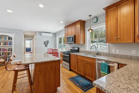 20 Nicholis Way Falmouth ME 04105