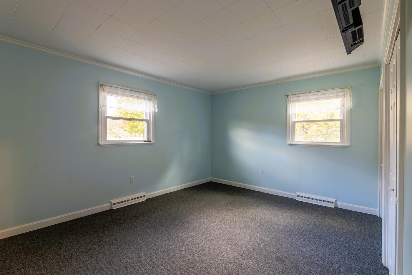 710 Commercial Street Rockport ME 04856