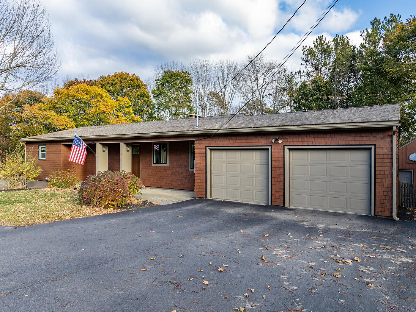 710 Commercial Street Rockport ME 04856