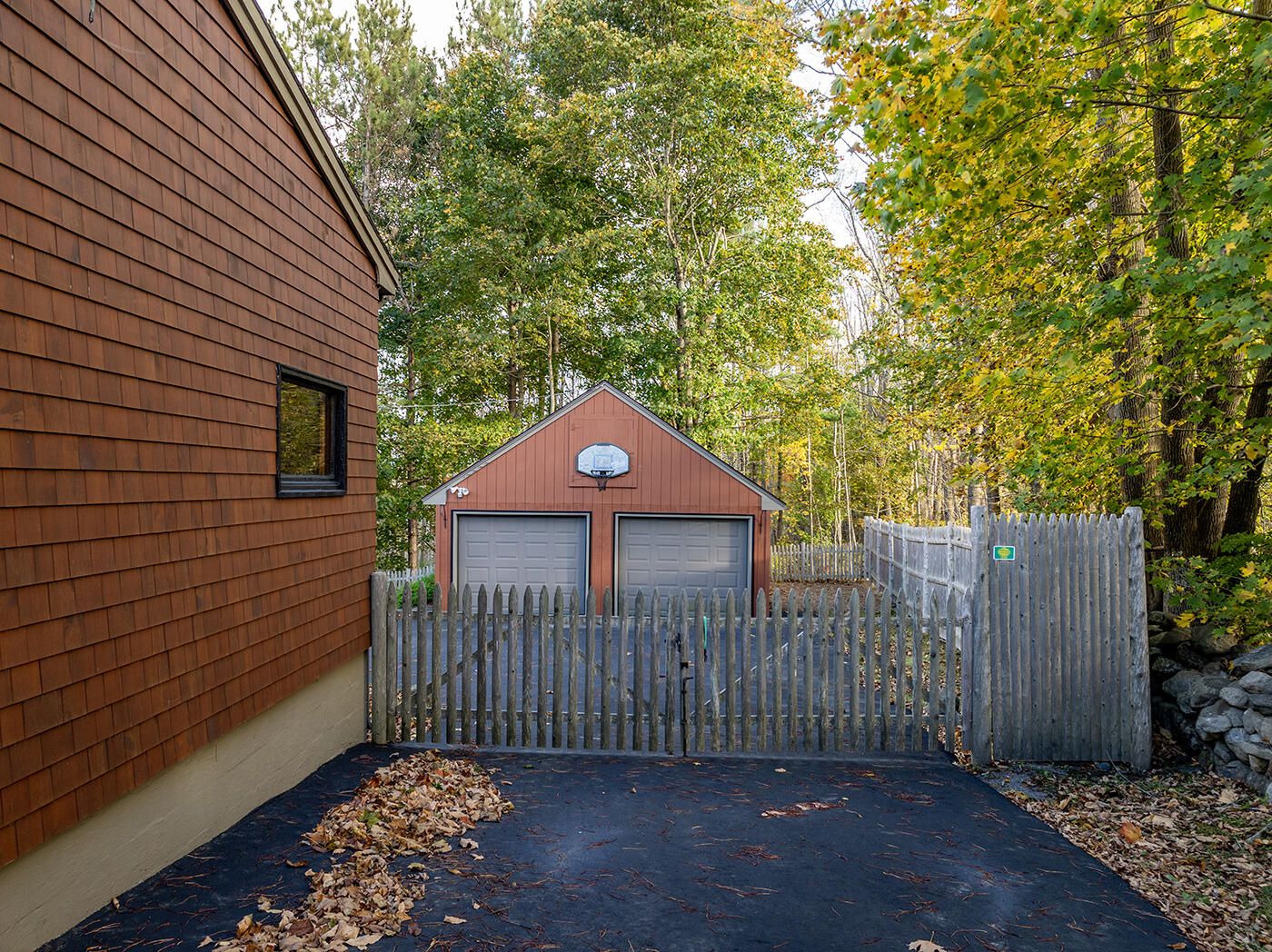 710 Commercial Street Rockport ME 04856