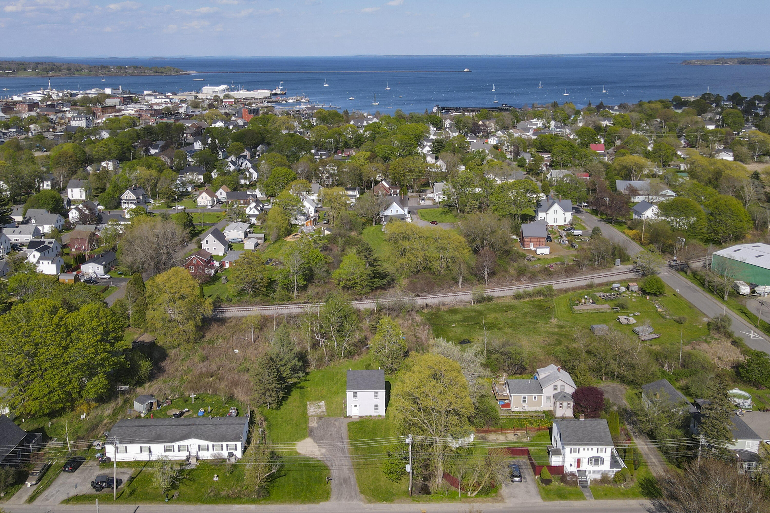 59 Broadway Rockland ME 04841