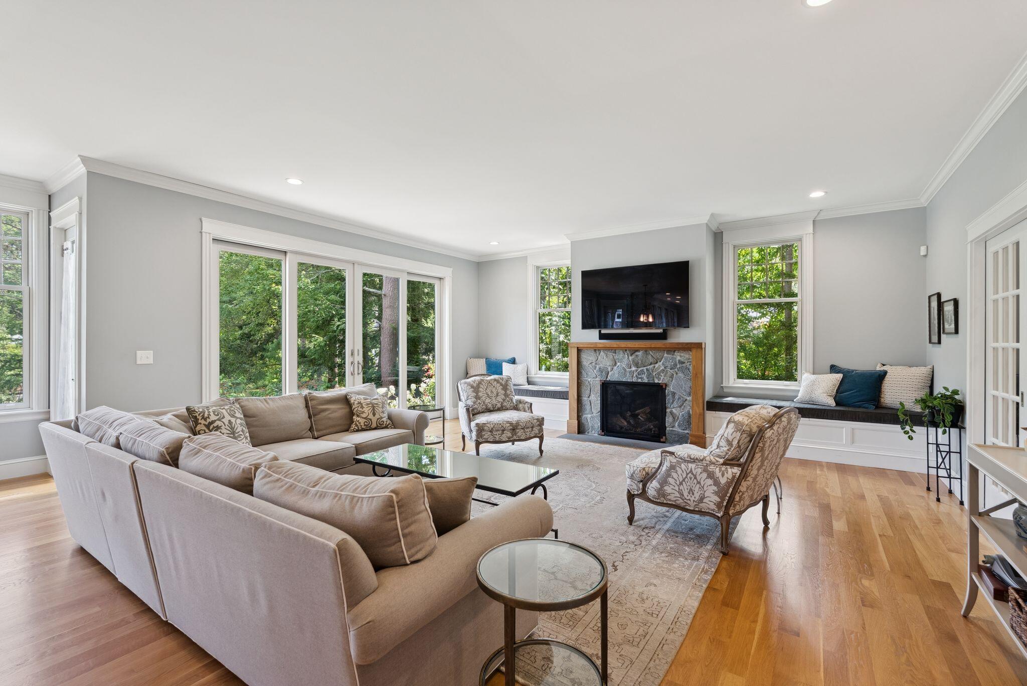 109 Foreside Road Falmouth ME 04105