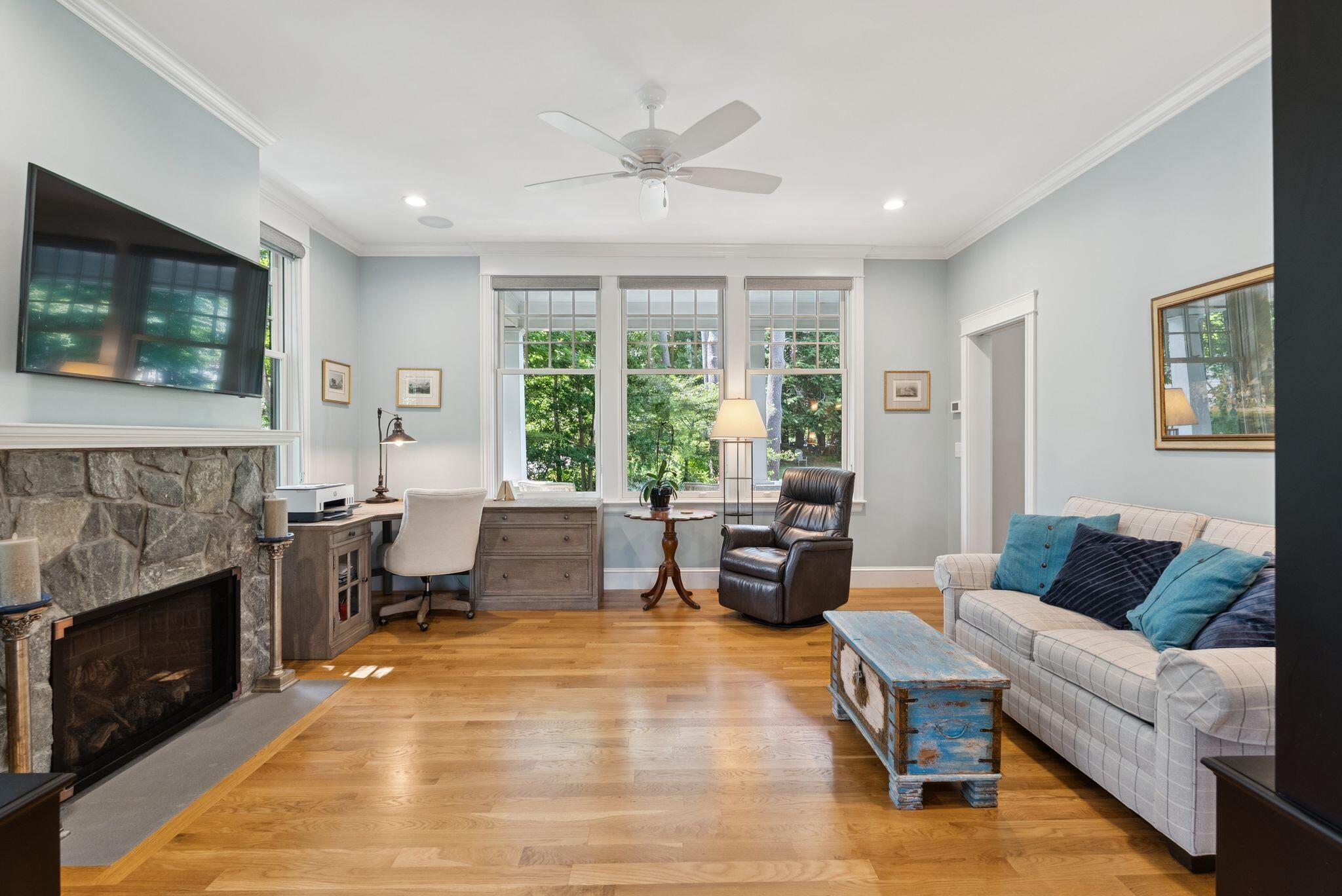 109 Foreside Road Falmouth ME 04105