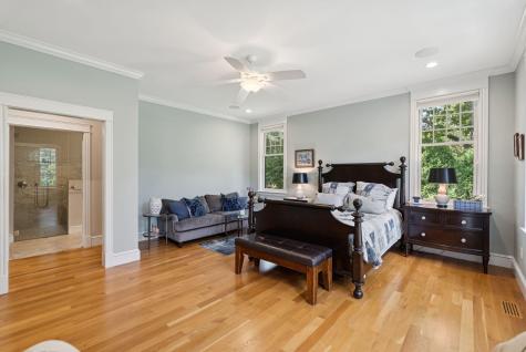 109 Foreside Road Falmouth ME 04105