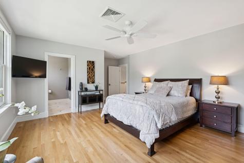 109 Foreside Road Falmouth ME 04105