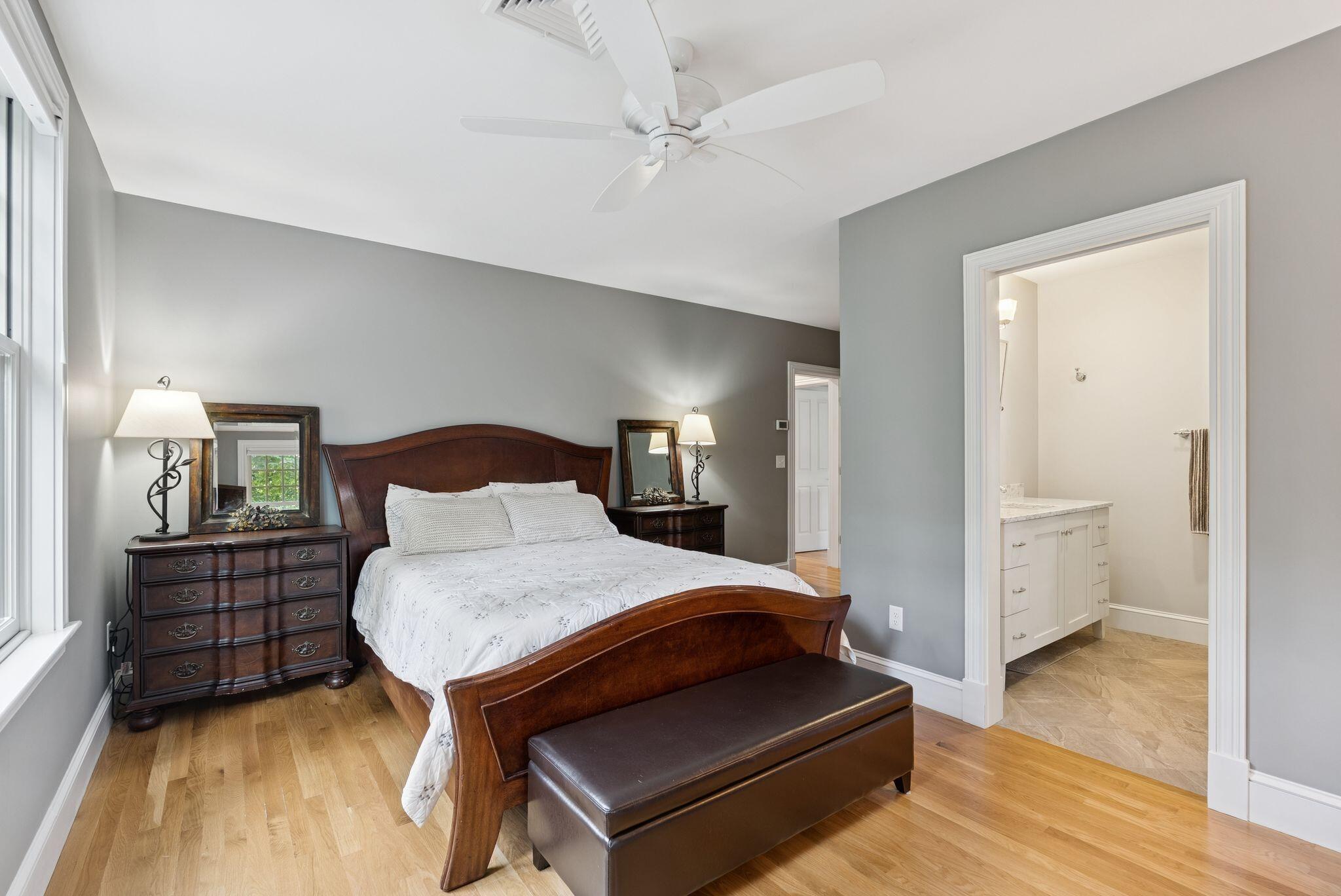 109 Foreside Road Falmouth ME 04105