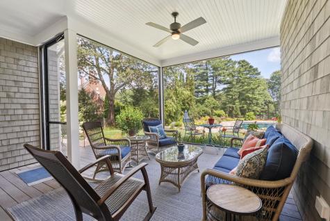 109 Foreside Road Falmouth ME 04105