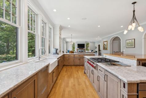 109 Foreside Road Falmouth ME 04105