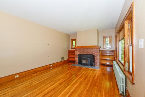 196 N High Street Bridgton ME 04009