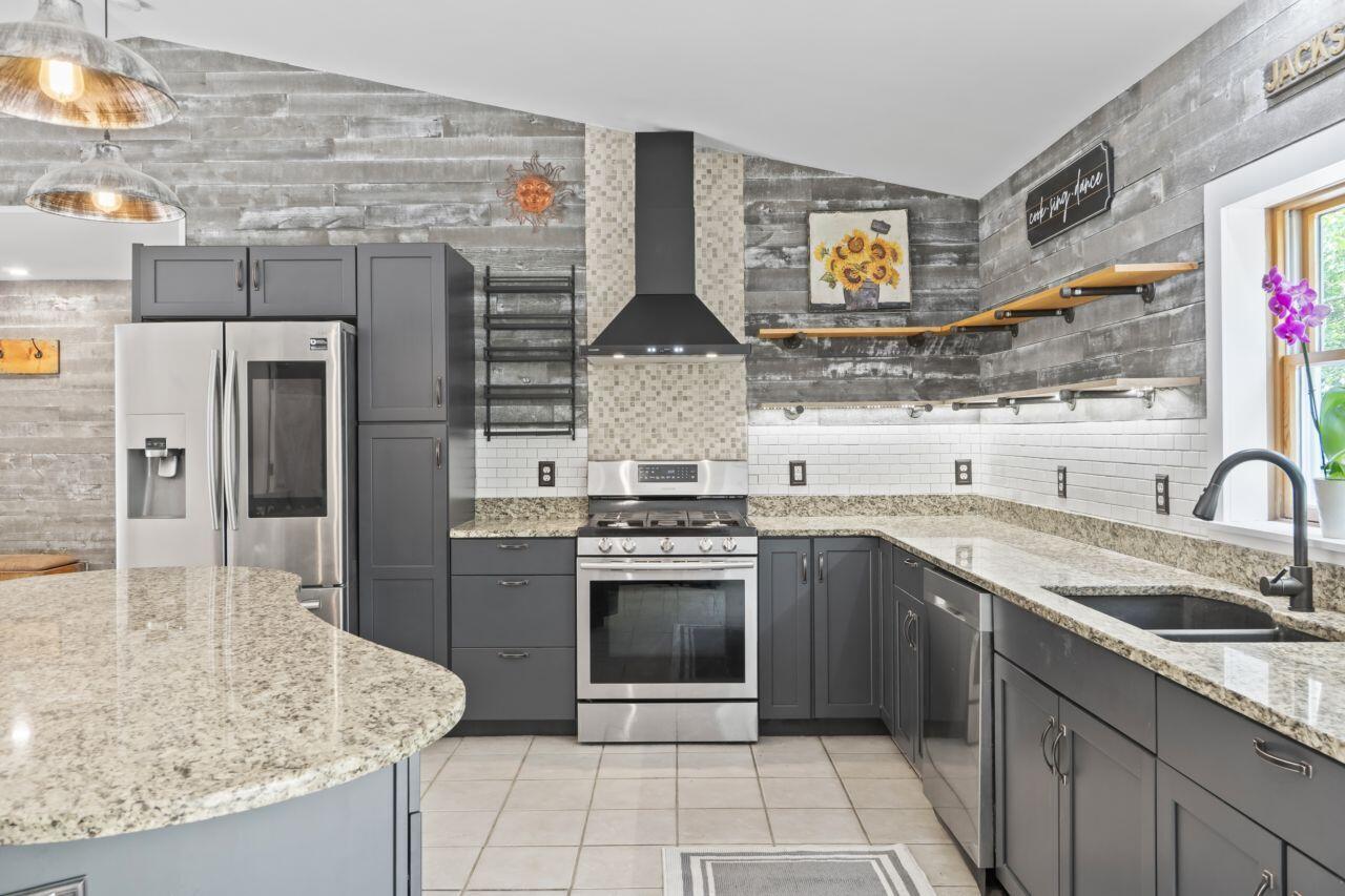 148 Stagecoach Road Woolwich ME 04579