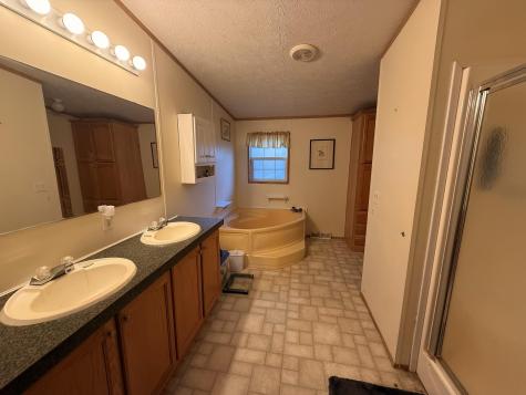 31 Franklin Parkway Brunswick ME 04011