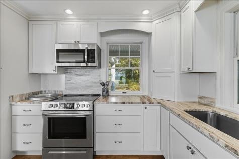 39 Eastman Lane Deer Isle ME 04627