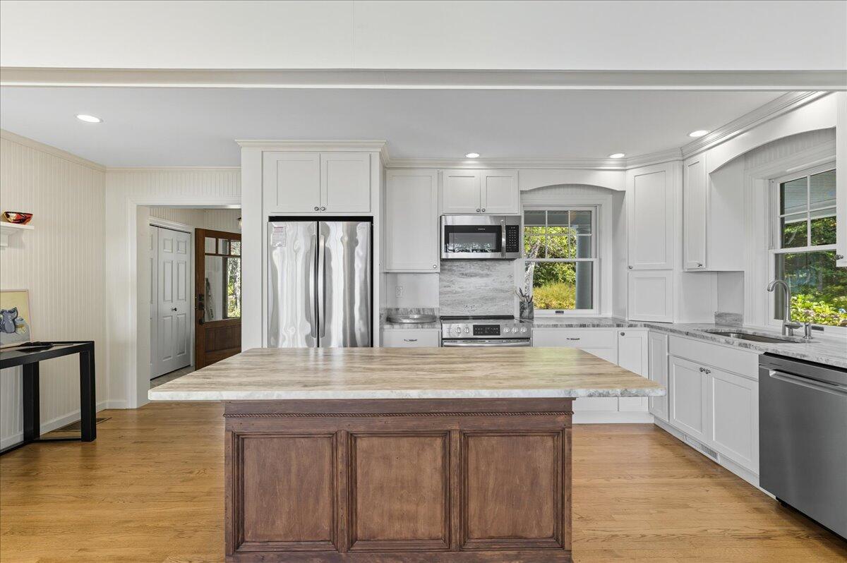 39 Eastman Lane Deer Isle ME 04627