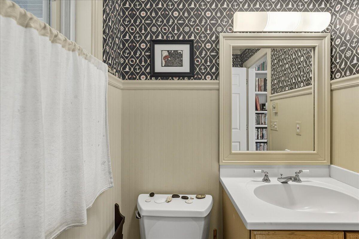 39 Eastman Lane Deer Isle ME 04627