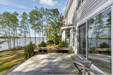 39 Eastman Lane Deer Isle ME 04627
