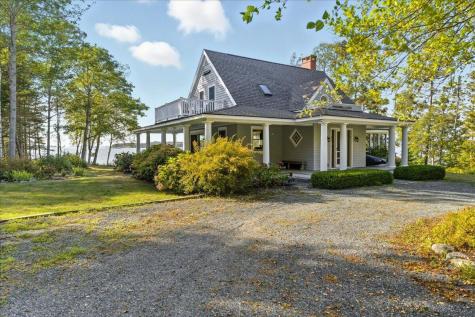 39 Eastman Lane Deer Isle ME 04627