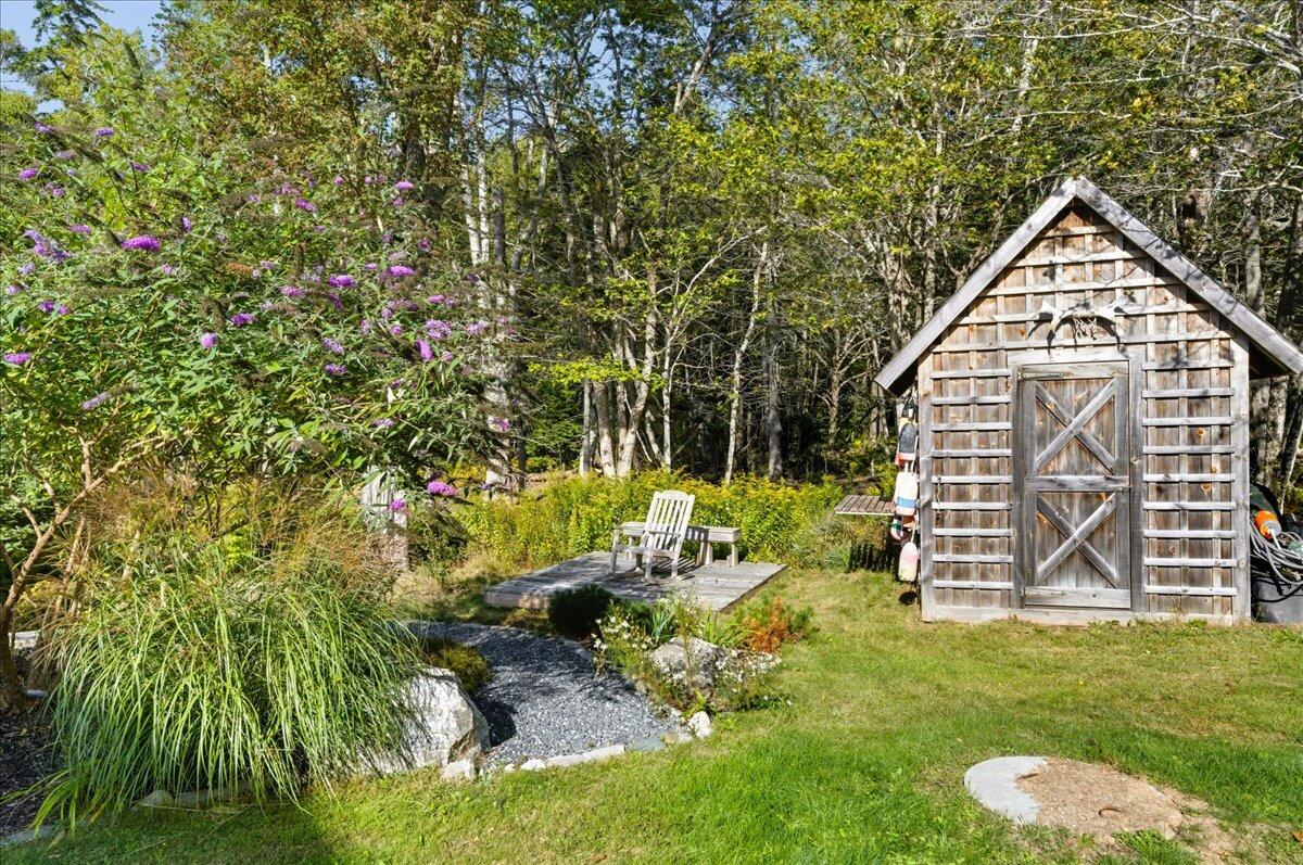 39 Eastman Lane Deer Isle ME 04627