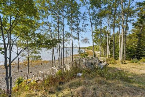 39 Eastman Lane Deer Isle ME 04627