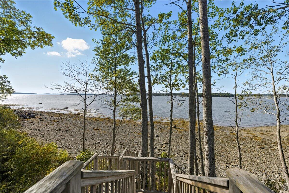 39 Eastman Lane Deer Isle ME 04627