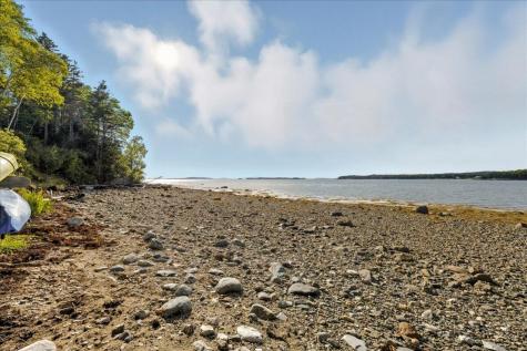 39 Eastman Lane Deer Isle ME 04627