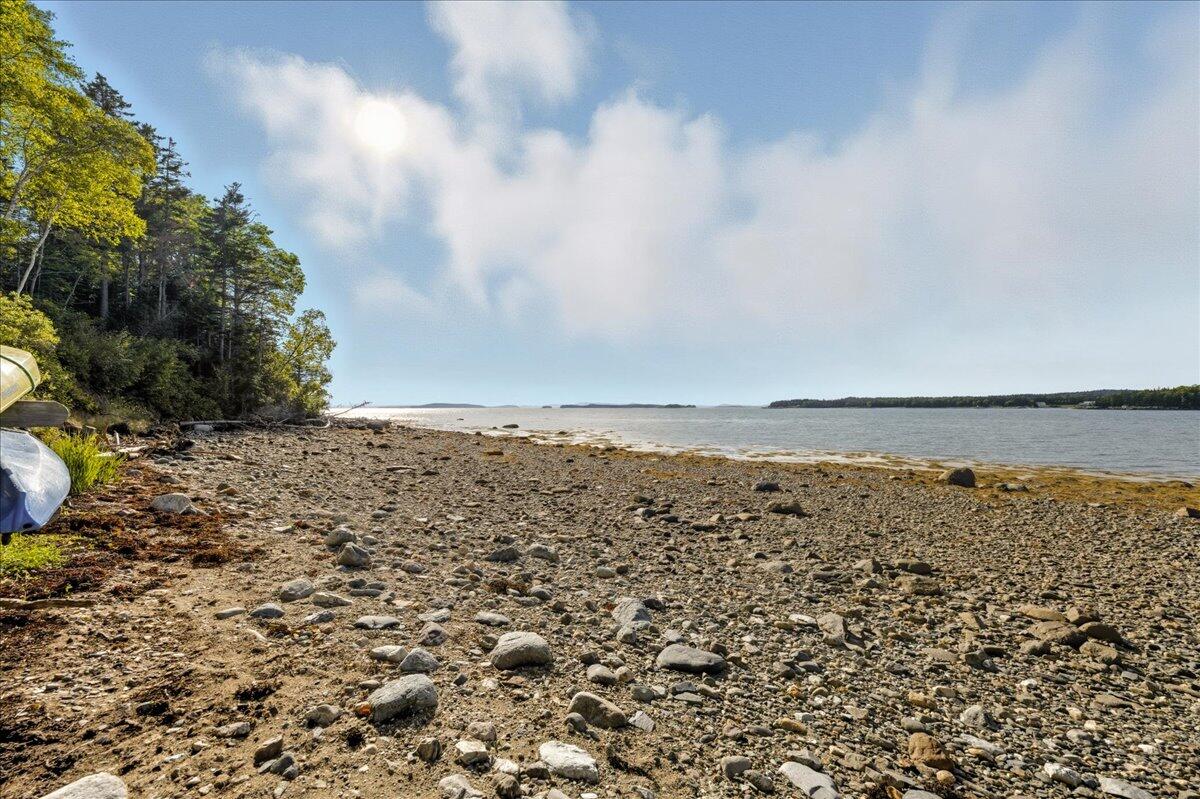 39 Eastman Lane Deer Isle ME 04627