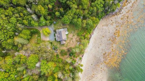 39 Eastman Lane Deer Isle ME 04627