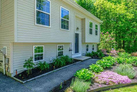 37 Dakota Drive Windham ME 04062