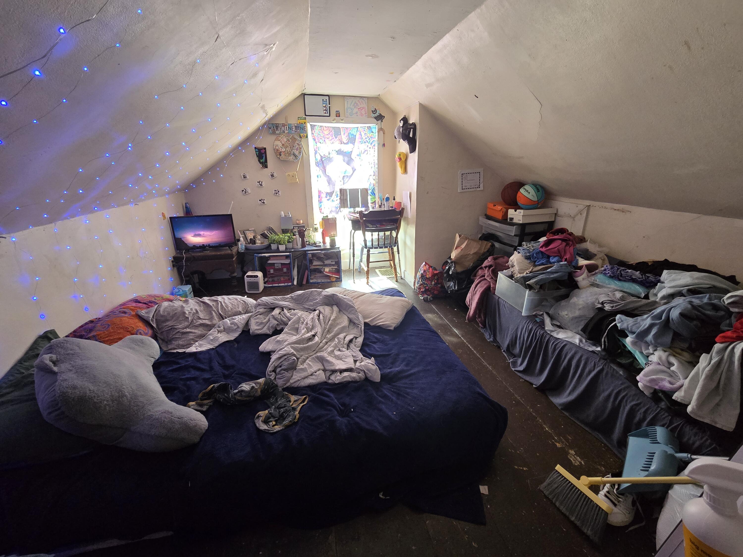 18 Boynton Street Bangor ME 04401