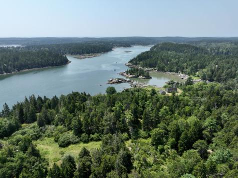 205 Young Road Vinalhaven ME 04863