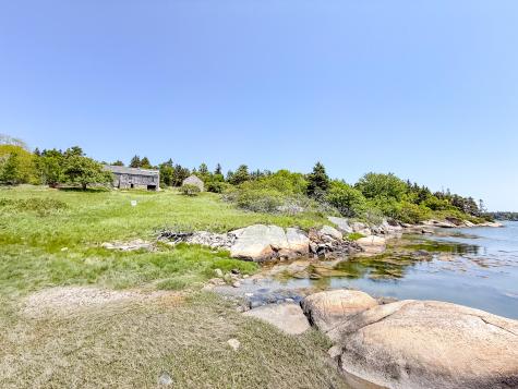 205 Young Road Vinalhaven ME 04863