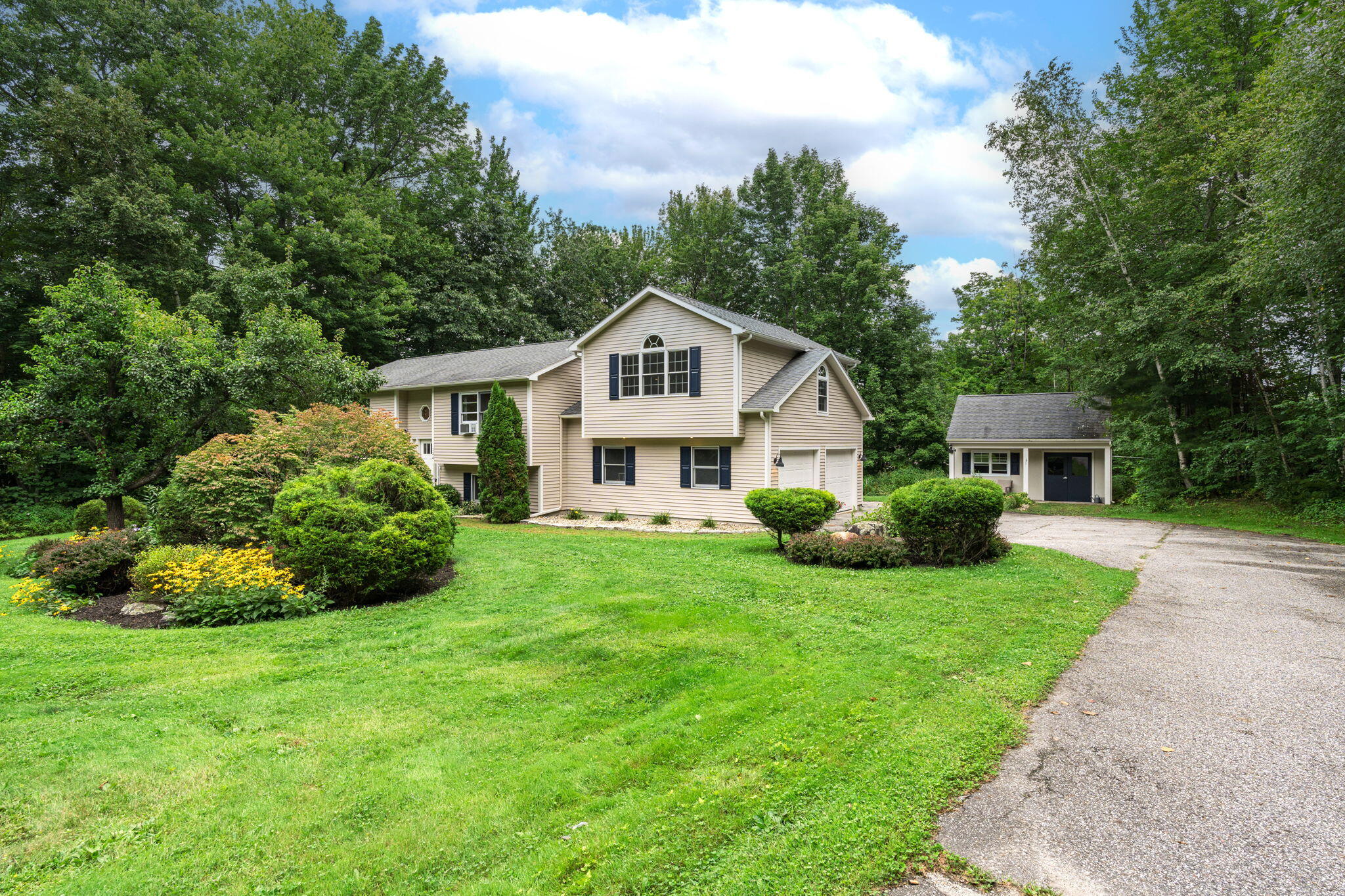 124 Fairway Drive Auburn ME 04210