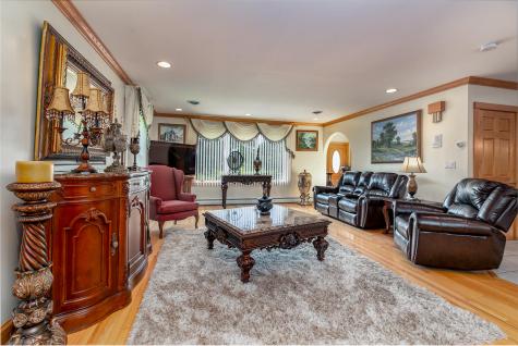 6 Grande Avenue Lewiston ME 04240