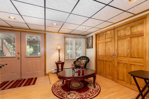 6 Grande Avenue Lewiston ME 04240
