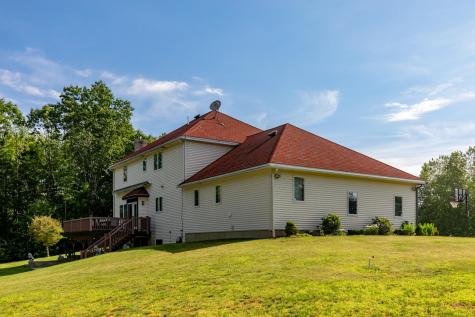 6 Grande Avenue Lewiston ME 04240