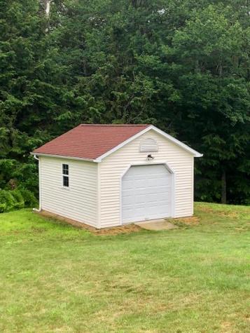 6 Grande Avenue Lewiston ME 04240